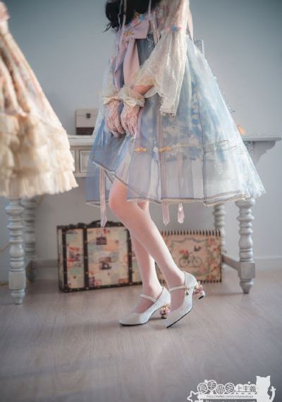 中心行的少妇们高黄版_BD国语电影全集观看
