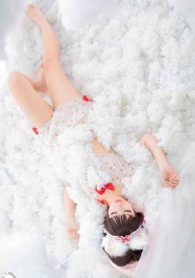 日本娇妻在丈面前被刷BD_视频全集