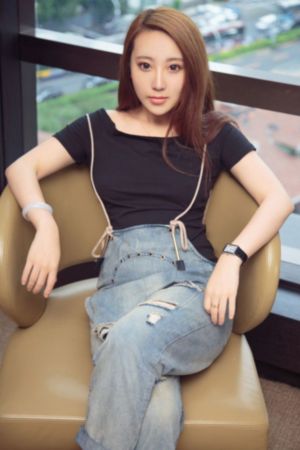 男同桌把j伸入我的下面_BD超清在线观看