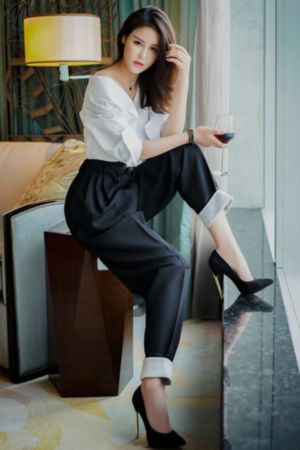 人妻福利姬二区_高清完整在线观看