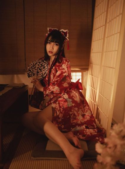 香蕉婷婷在线_高清蓝光在线观看