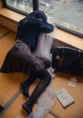 比基尼美女的拍摄技巧_BD在线观看高清