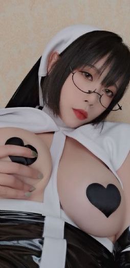 大白天女上位在线_剧情片在线播放