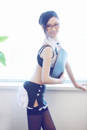 免费光看女人全身视频网站_BD国语HD在线观看